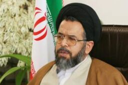 وزیر اطلاعات درباره حضور فرد ناشناس در جلسه اش با نمایندگان و درز اخبار پاسخ می دهد