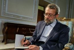 مأموریت لاریجانی به کمیسیون اقتصادی درباره دستورالعمل اقتصاد مقاومتی