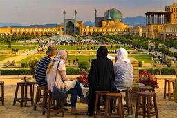 بسترهای لازم برای افزایش گردشگران خارجی مهیا نیست