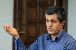 میرزاده به خاطر دفاع از مشی آیت الله هاشمی برکنار شد / نگران دانشگاه آزاد در آینده هستم
