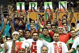بازی والیبال بین تیمهای ایران و آلمان آغاز شد