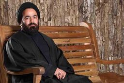 خلع لباس روحانی معروف 