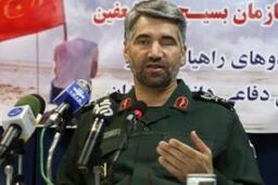 حضور ۴ میلیون زائر در سرزمین های عملیاتی دفاع مقدس در سال گذشته / فعالیت اردوهای راهیان نور غرب و شمالغرب از اردیبهشت