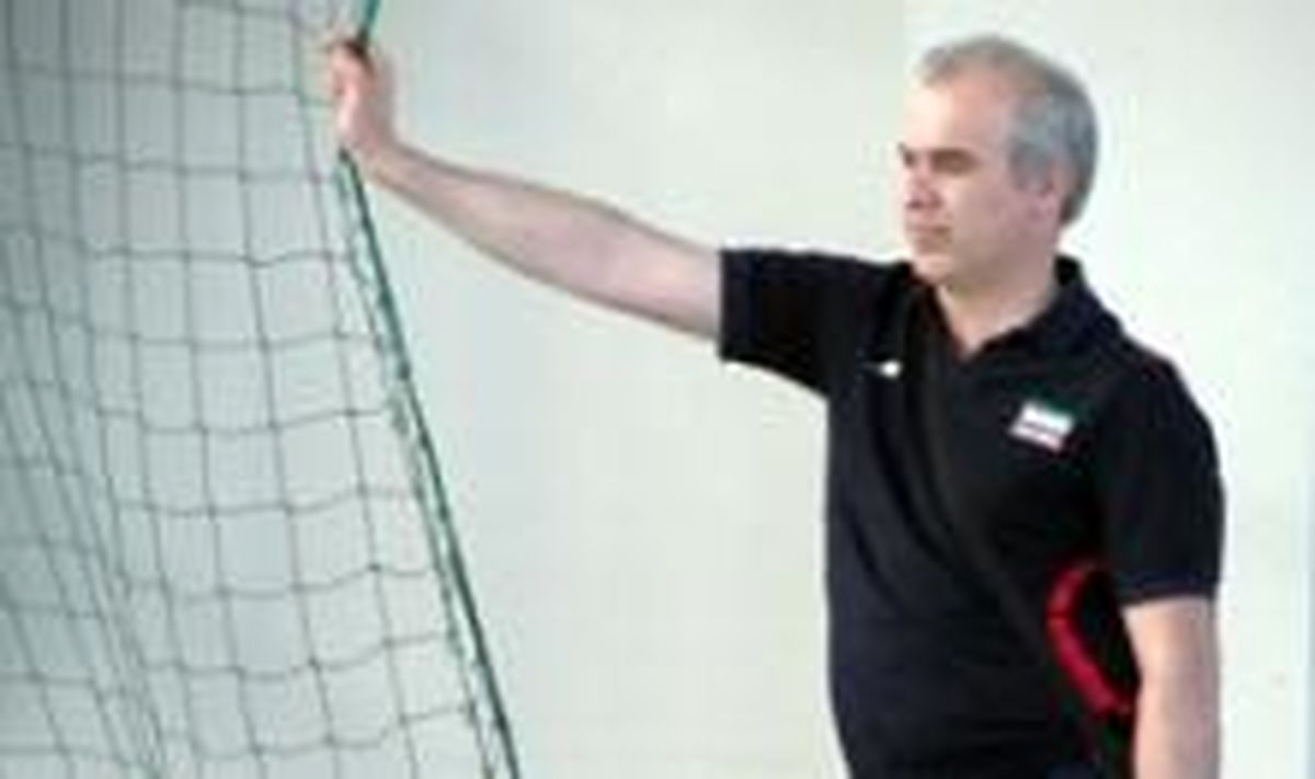 خوش خبر: تصمیم نداریم تیم " ب " را به اینچوان اعزام کنیم / قدرت تیم " الف " باید حفظ شود