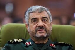 سرلشکر جعفری درگذشت پدر شهید کاوه را تسلیت گفت