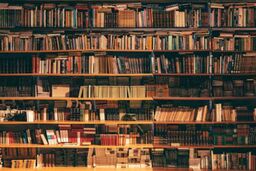 خرید کتاب دست دوم آنلاین: چطور با نصف قیمت کتاب بخریم؟