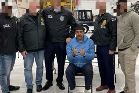 هواپیمای حامل مادورو به نیویورک رسید 