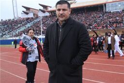 تهدید دایی به کناره‌گیری از پرسپولیس
