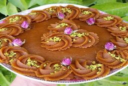 طرز تهیه حلوا برای مراسم ختم به همراه تزئین سینی حلوا