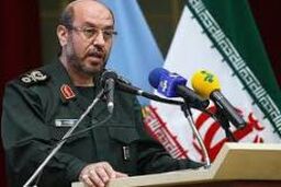 دشمن در موضع دشمنی همواره استوار است