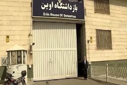 در پی انتشار تصاویری از داخل زندان اوین که باهک شدن دوربین های آن،لو رفته بود؛ رئیس سازمان زندان ها عذرخواهی کرد