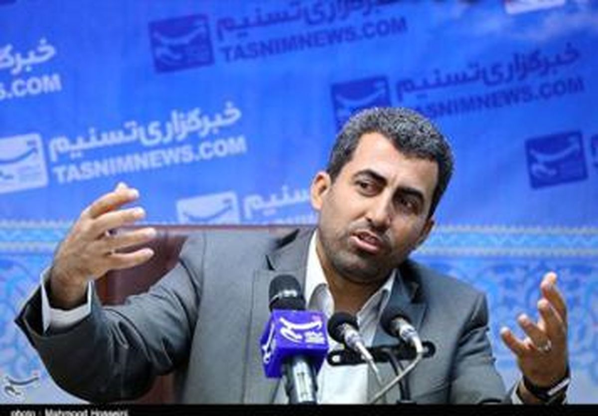 جلوگیری از خام فروشی مواد معدنی و نفت راهکار مؤثر در تحقق اقتصاد مقاومتی است