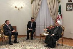 توسعه روابط با کشورهای دوست از اولویت های دولت یازدهم است