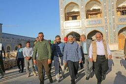 تصاویر | بازدید سردار سلیمانی از حرم امیرالمومنین(ع)