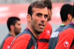 شعار علیه مدافع پرسپولیس در حضور رئیس کمیته انضباطی