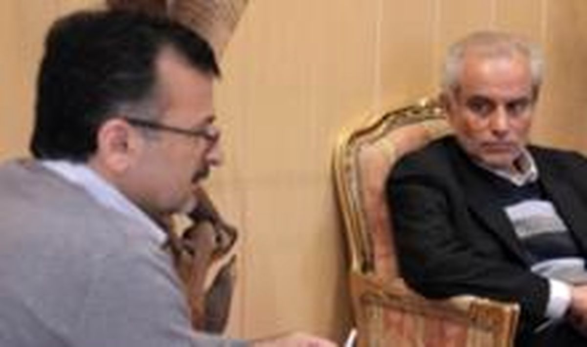 حضور سرزده معاون قهرمانی وزارت ورزش و جوانان در فدراسیون والیبال