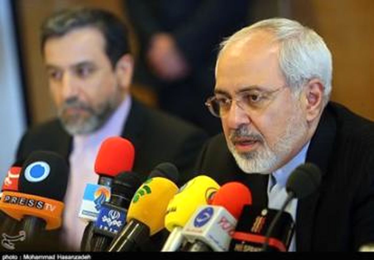 کریمی قدوسی از پاسخ های ظریف درباره هولوکاست قانع شد