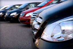 رشد تولید و کاهش نرخ ارز، زیان خودروسازان را کاهش داد