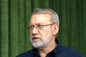 لاریجانی: با آتش جنگ آمریکا و اسرائیل در منطقه، بعید است امنیتی در تنگه هرمز شکل بگیرد