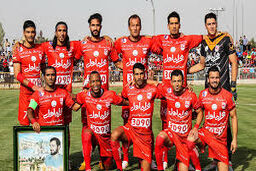 تراکتور آشفته به مصاف پرسپولیس می رود