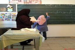 اعتراض فرهنگیان به عدم پرداخت حقوقشان