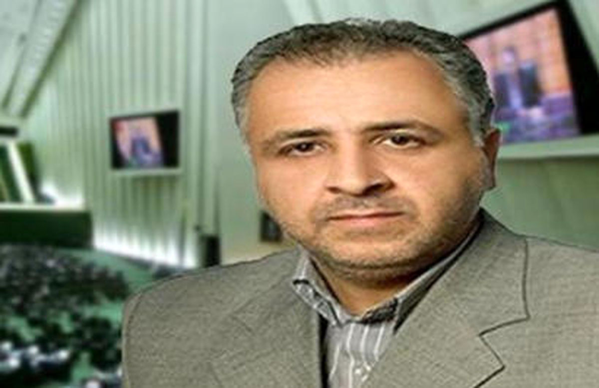 بانک مرکزی بر مدیریت نقدینگی در بانک ها نظارت کند / احتمال انحراف سپرده ها