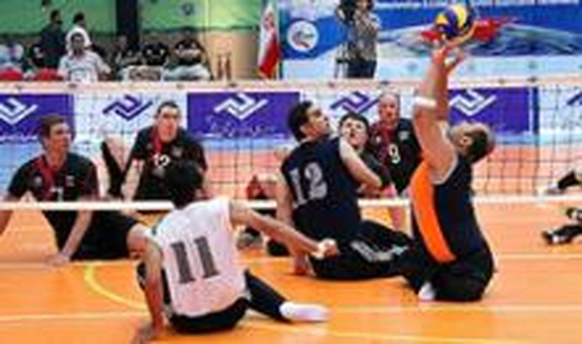 شانس اول قهرمانی هستیم