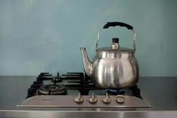 از بین بردن رسوب کتری با 8 تکنیک خانگی به صورت عمقی