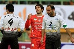 انصاری‌فرد خارج از کشور نرود برای پرسپولیس بازی می‌کند
