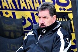 اولیویرا؛ سرمربی جدید تراکتور سازی؟!