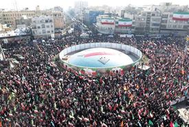 حضور با بصیرت ملت صبور ایران در حماسه 22دی