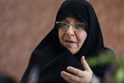 فیلم جشن همسر رئیس جمهور را به زنان مجلس بدهید / رقص دختران ۱۵ ساله و مانکن های بدحجاب قابل تکذیب نیست