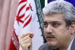 افزایش جذب و ماندگاری نخبگان در داخل از برنامه های معاونت علمی در سال ۹۳