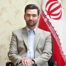 وزیر ارتباطات: واردات گوشی‌های مسافری قاچاق نیست