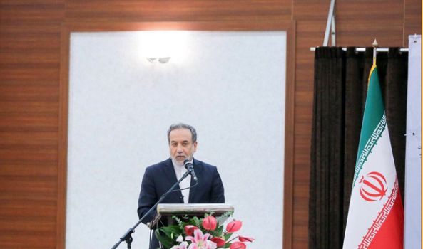 
عراقچی: همواره آماده گفت‌وگوهای شرافتمندانه و عادلانه بوده‌ایم
