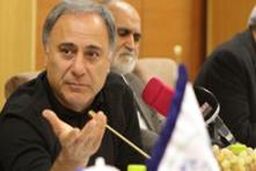 رحیمی: با هیچ بازیکنی مشکل ندارم / بدهی پرسپولیس را از طریق بانک می دهیم!