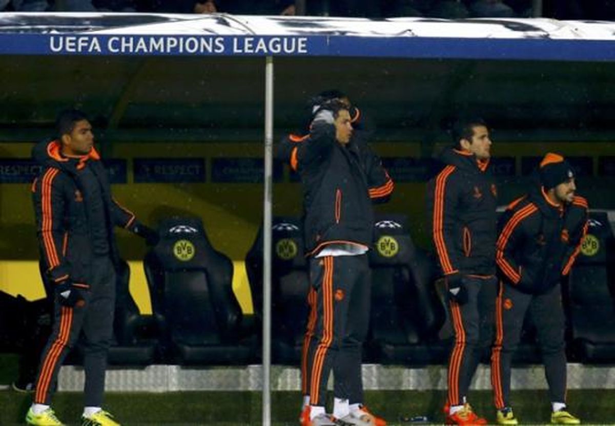 استرس رونالدو روی نیمکت رئال + عکس