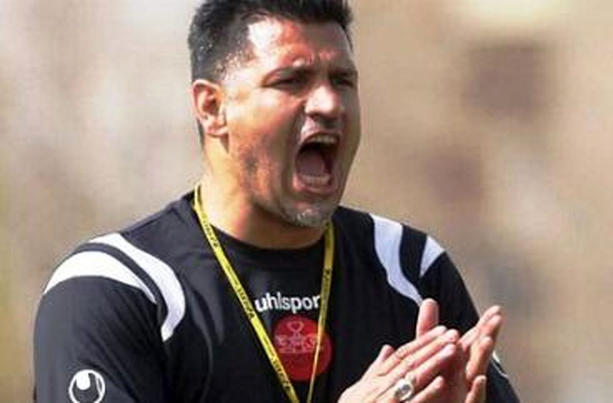 بعضی ها دوست ندارند قهرمان شویم / وزارت ورزش برای کمک به پرسپولیس شرط گذاشته است