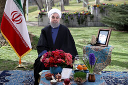 دکتر روحانی: سال جدید، سال اشتغال بیشتر برای جوانان خواهد بود / باید مشارکت حداکثری، رقابت سالم و انتخابات قانونی، مد نظر همه ما باشد